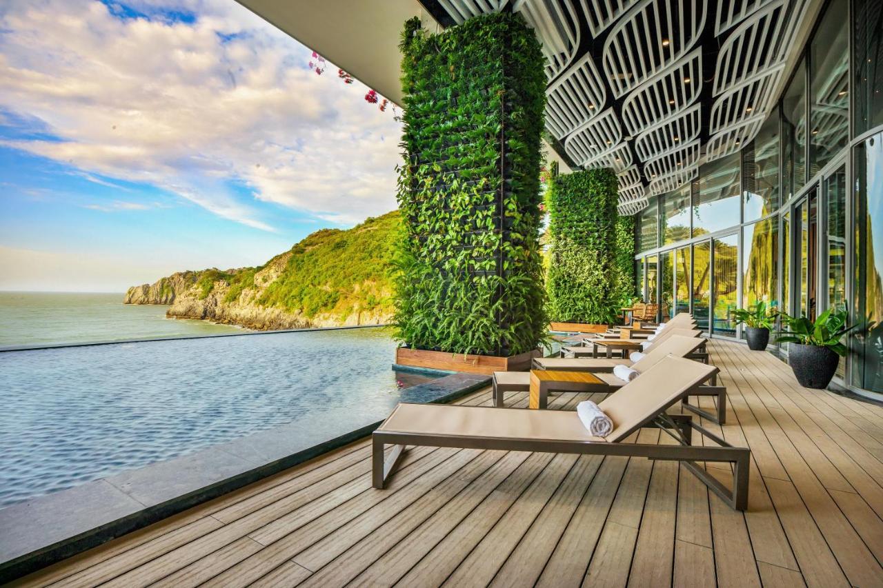 Flamingo Premium Lan Ha Bay Resort Hai Phong Esterno foto