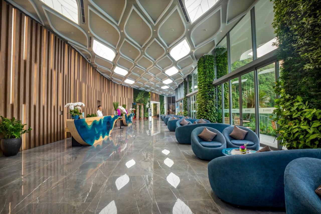 Flamingo Premium Lan Ha Bay Resort Hai Phong Esterno foto