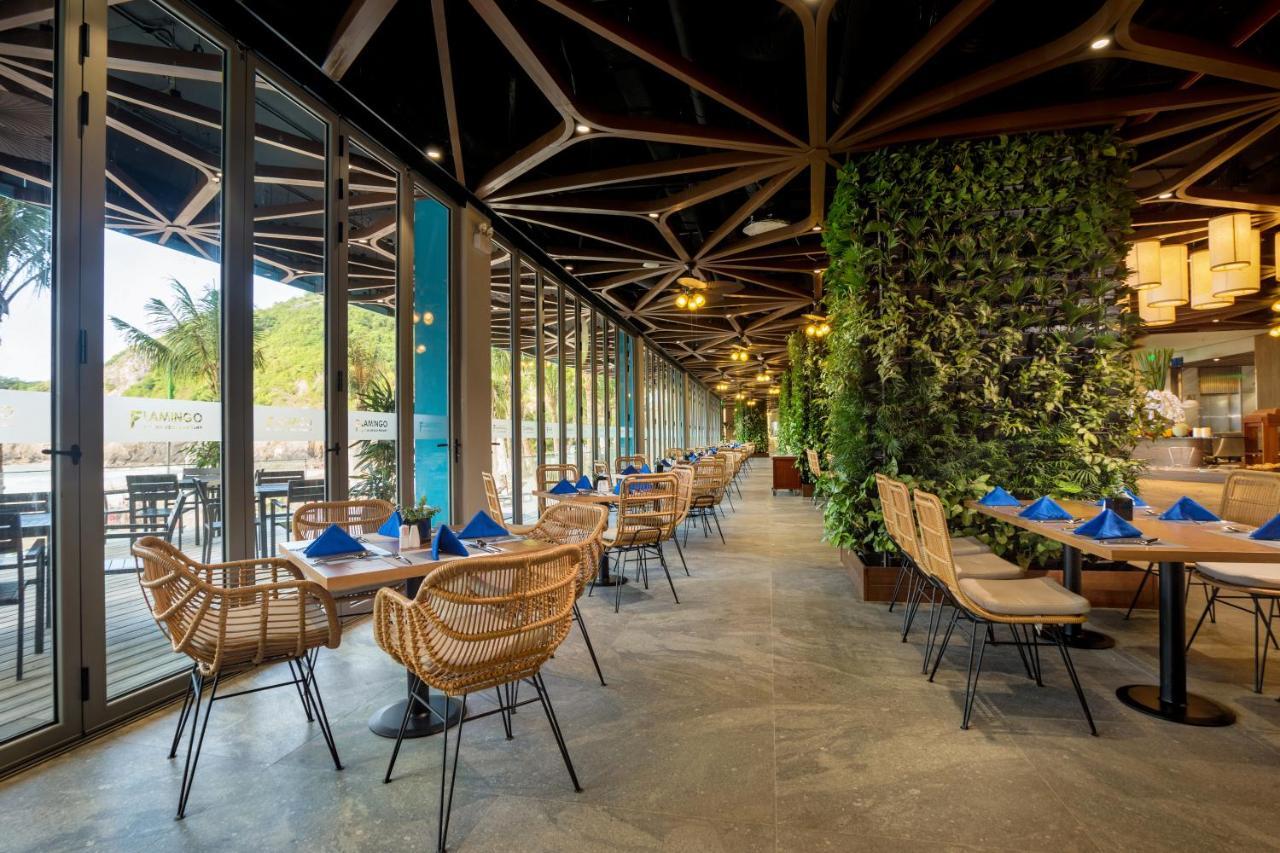 Flamingo Premium Lan Ha Bay Resort Hai Phong Esterno foto