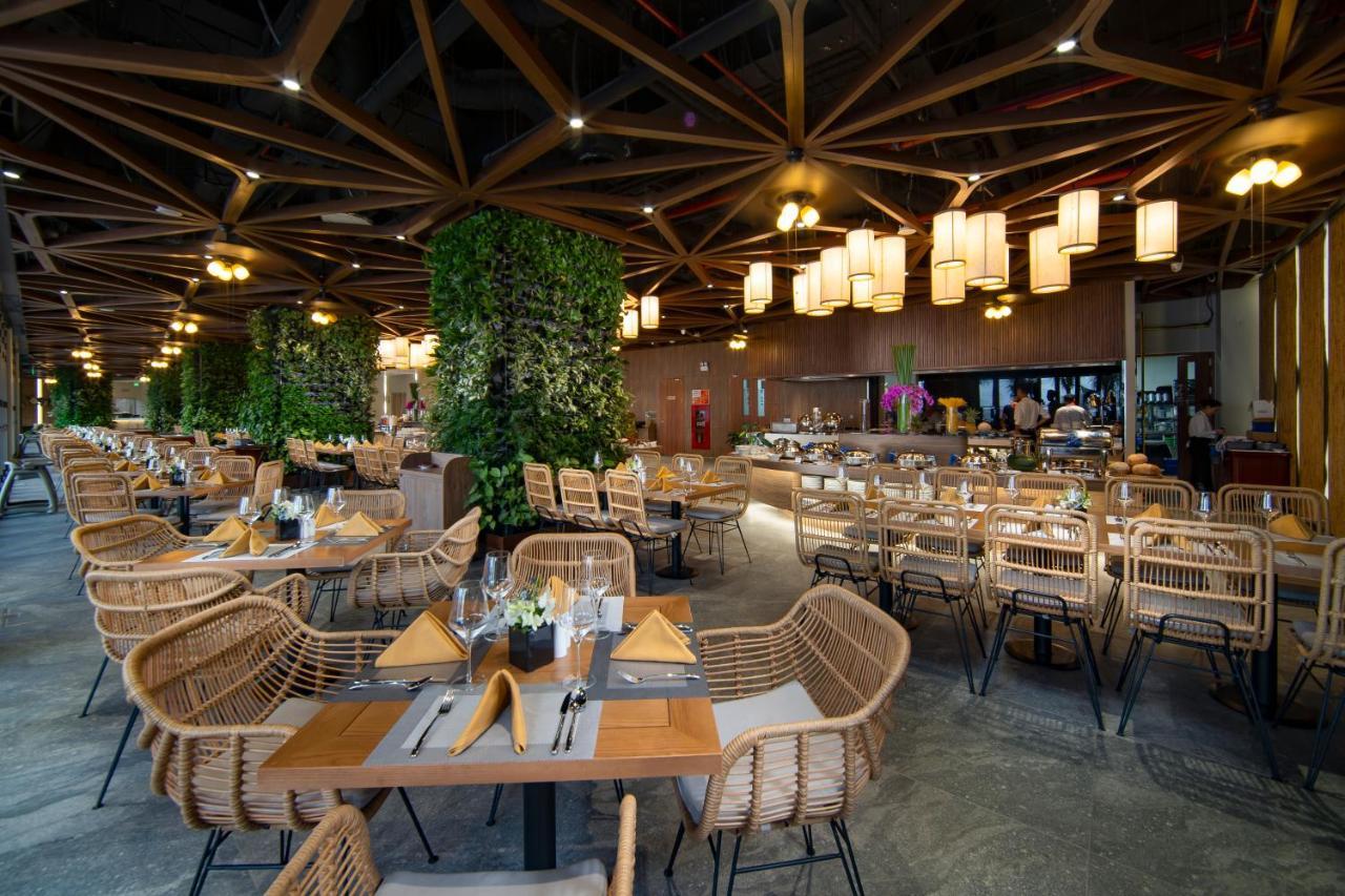 Flamingo Premium Lan Ha Bay Resort Hai Phong Esterno foto