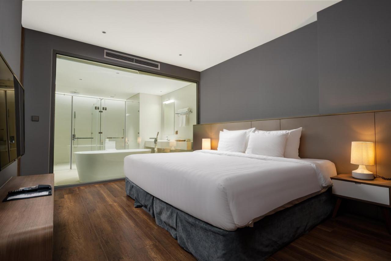 Flamingo Premium Lan Ha Bay Resort Hai Phong Esterno foto